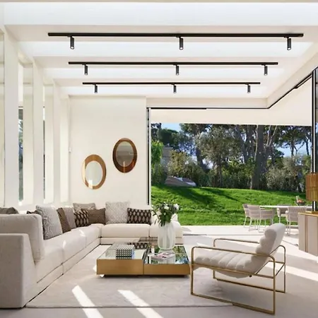 Апартаменты Contemporary Vallon *