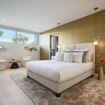 Contemporary Vallon *