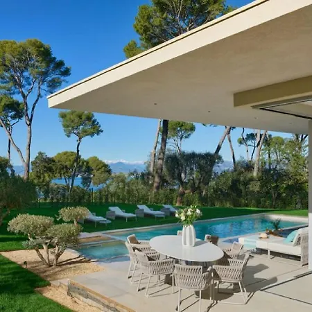 Contemporary Vallon * La Croix-Valmer